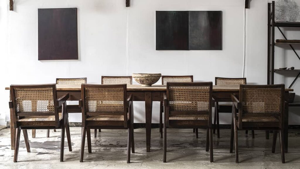 【Living with HERITAGE～ピエール・ジャンヌレの遺作と歴史に残る名作家具～】
.
伊勢丹新宿店本館2階に新設されたイセタン ザ・スペースでは“