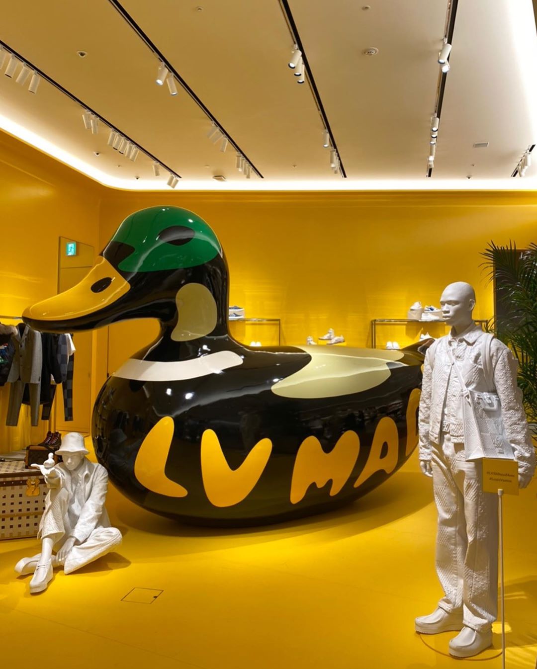 渋谷の新たなランドマーク Miyashita Park にルイ ヴィトン 渋谷メンズ店が7月6日にオープンする オープンを祝して ファサードはブランドのアーティ Magmoe 渋谷の新たなランドマーク Miyashita Park にルイ ヴィトン 渋谷メンズ店が7月6日にオープンする オープンを祝して ファサードはブランドのアーティ Magmoe