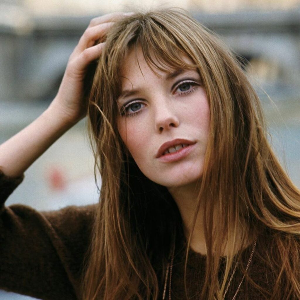 #ELLEquote どんな状況においても、ファッションは人々を勇気づけ、希望を与えるインスピレーション明日からのおしゃれモチベーションをアップさせる言葉を胸に