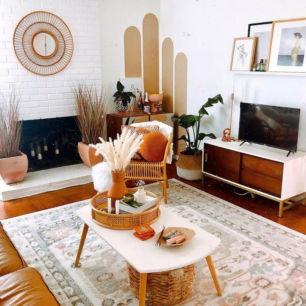 #ELLEdeco パンデミックの影響もあり、家のインテリアによりこだわるようになった人が急増 @missmirandarose のアカウントにはボヘミアンかつ