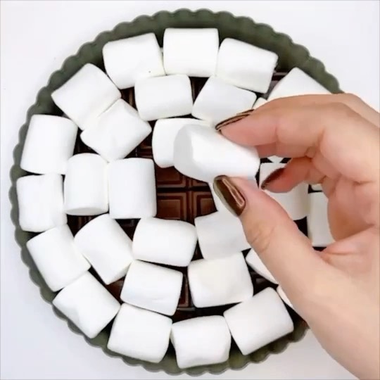 大好評のカロリー爆弾シリーズ第3弾 またまた大胆にやっちゃいます 今回の Viviカフェ は インスタでよく見かける アメリカンなおやつをviviでも作っ Magmoe 大好評のカロリー爆弾シリーズ第3弾 またまた大胆にやっちゃいます 今回の Viviカフェ は インスタでよく見かける アメリカンなおやつをviviでも作っ Magmoe