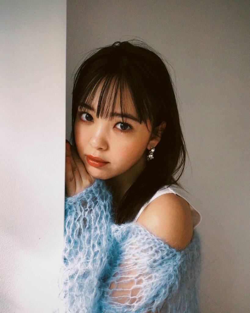 ViVi1月号の
「ViViモデルズの冬メイク」企画から
ニコルのオフショットをお届け
今日はニコルがこの冬したい
「キラキラしてて重たくない、
ココアち ViVi1月号の
「ViViモデルズの冬メイク」企画から
ニコルのオフショットをお届け
今日はニコルがこの冬したい
「キラキラしてて重たくない、
ココアち