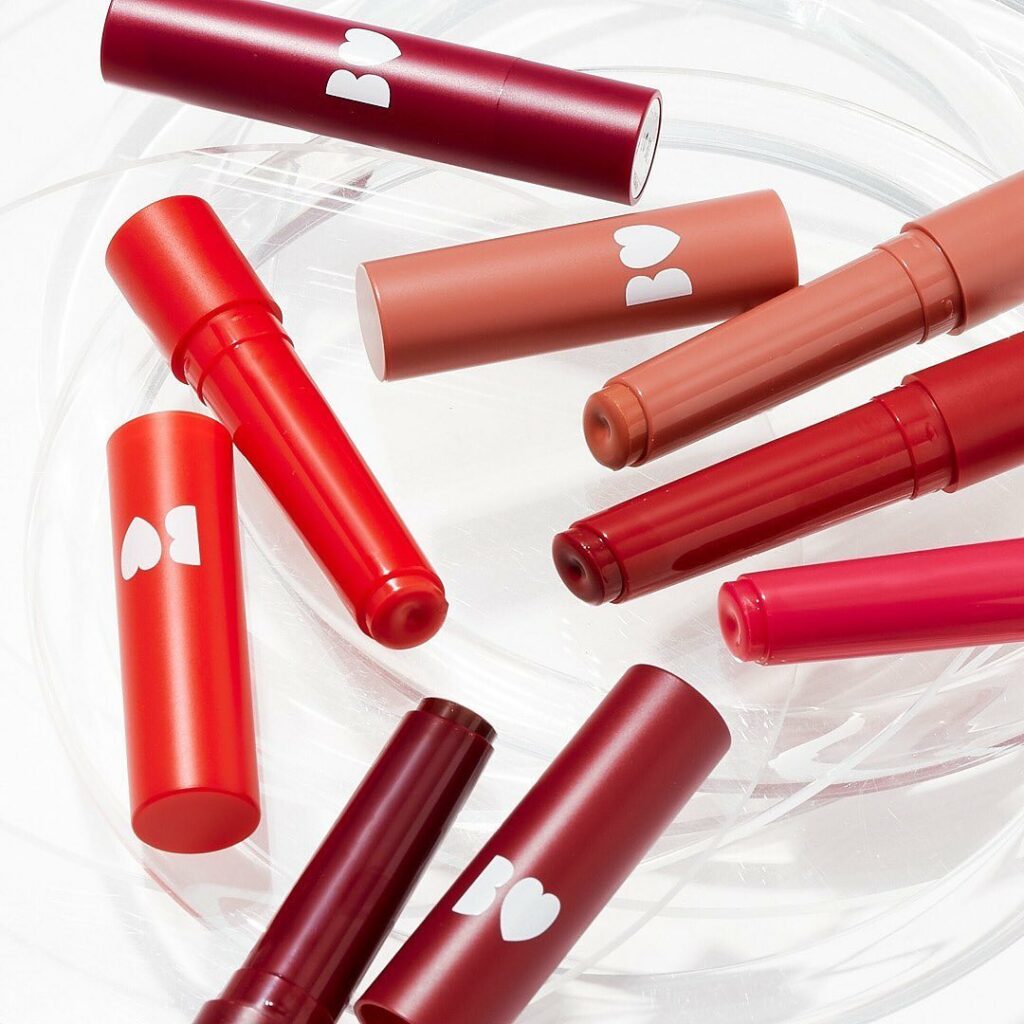 @cosmeベストコスメアワード2020発表
総合 第6位に輝いたのは【B IDOL(ビー アイドル)】の「つやぷるリップ」!
「アカリン」こと @cosmeベストコスメアワード2020発表
総合 第6位に輝いたのは【B IDOL(ビー アイドル)】の「つやぷるリップ」!
「アカリン」こと