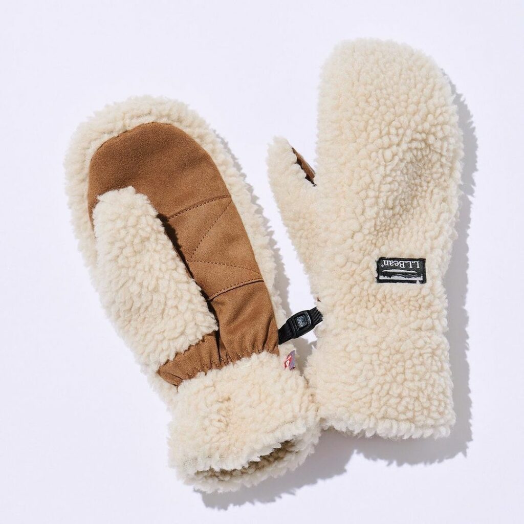 【バラエティ豊かなプチ贅沢ギフト】
仰々しさはいらないけれど、なんとなく特別感が欲しい。ファッション小物から食まで、バラエティ豊かな5,000円以