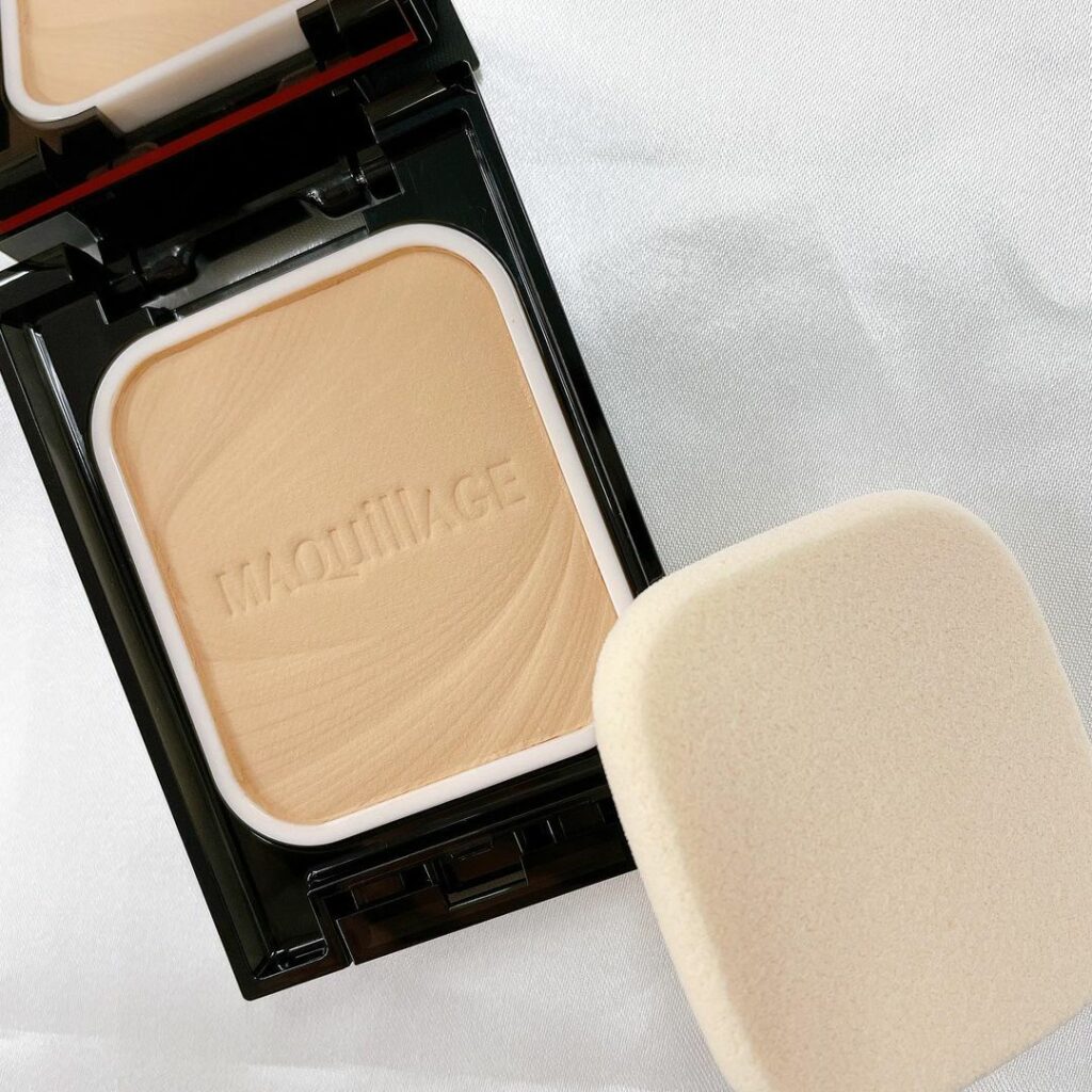 ＼必見 マキアージュの春ベースが新着です／

ふんわりカバーしながら自然なツヤ感まで まるで「キレイな素肌」が作れるムース生まれのパウダリーがパワーアップ
新し