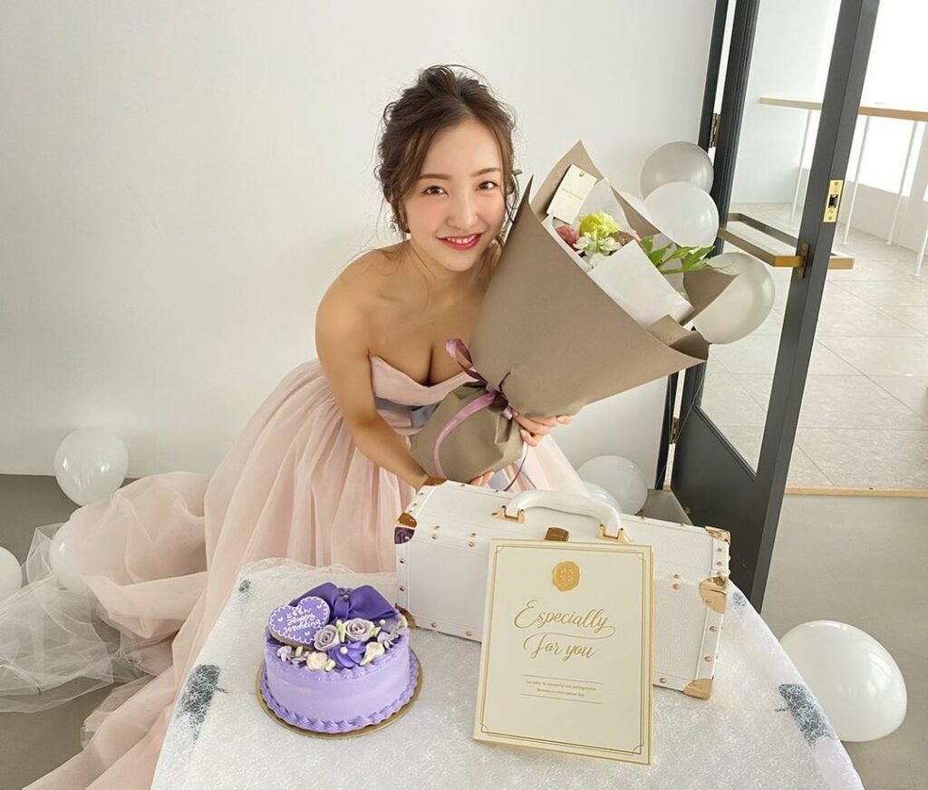 板野友美さん Magmoe 板野友美さん Magmoe