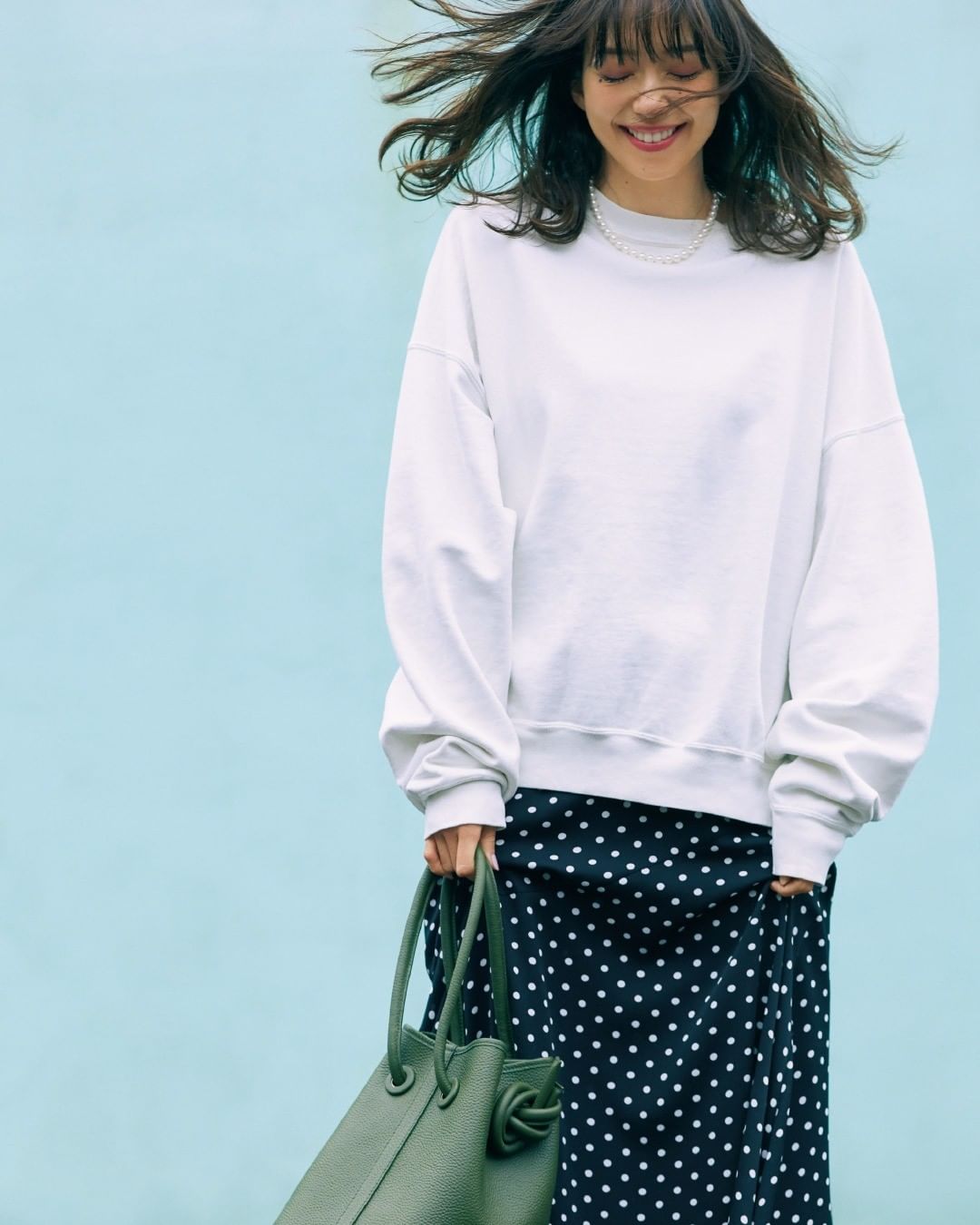 1月23日 土 今どきのリラックス感や抜け感を手軽に出せるメンズサイズの服を取り入れるなら スウェットがおすすめ フーディより着こなしやすいクルーネックのスウ Magmoe 1月23日 土 今どきのリラックス感や抜け感を手軽に出せるメンズサイズの服を取り入れるなら スウェットがおすすめ フーディより着こなしやすいクルーネックのスウ Magmoe