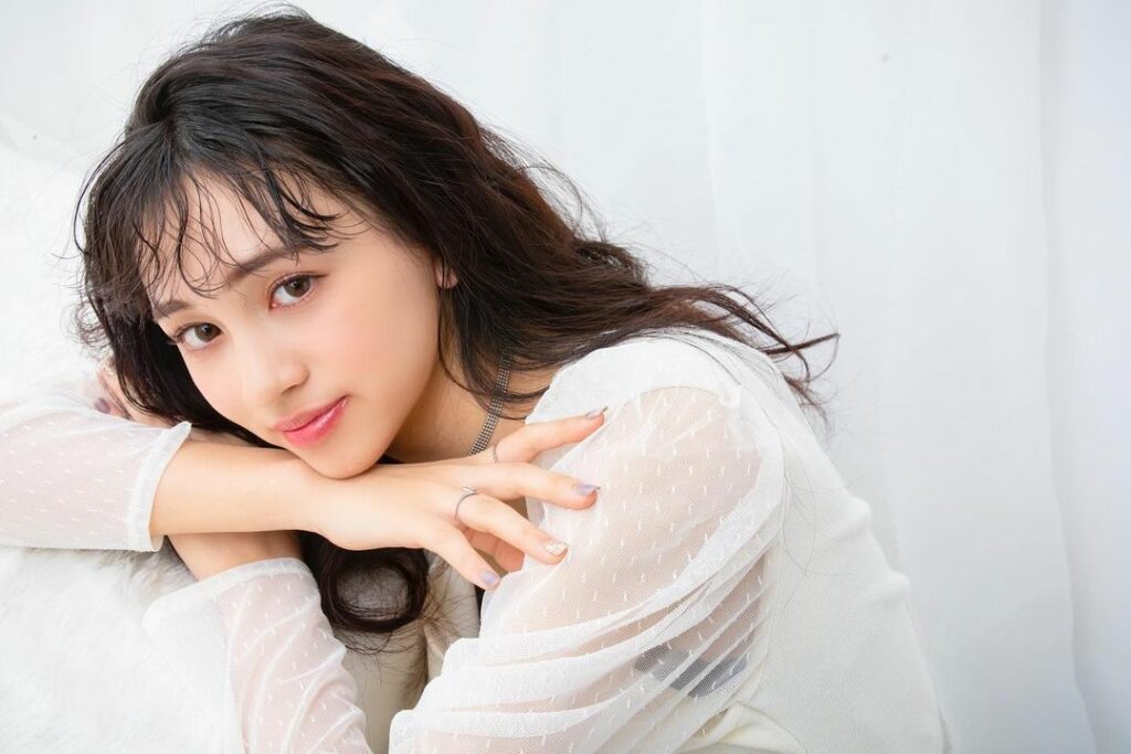 LOVEteen専属モデル部門で1位だった、みちゅ

3月号でごほうびピン企画を掲載してるよ

みちゅが提案する甘メイク＆辛メイクぜひ参考にしてね～

これはメ