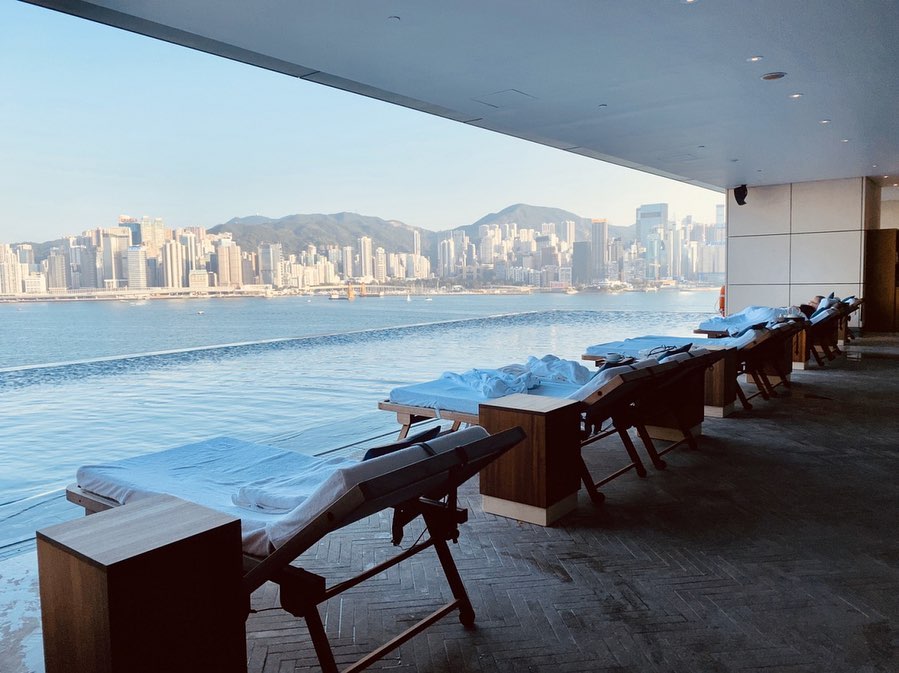 「これぞ香港」なビューやインテリアが秀逸な、常宿必須のホテル
#ホテルについてひとり言⠀⠀⠀
⠀⠀⠀
最近、世界中で積極的に展開しているローズウッドホテルズ＆リ