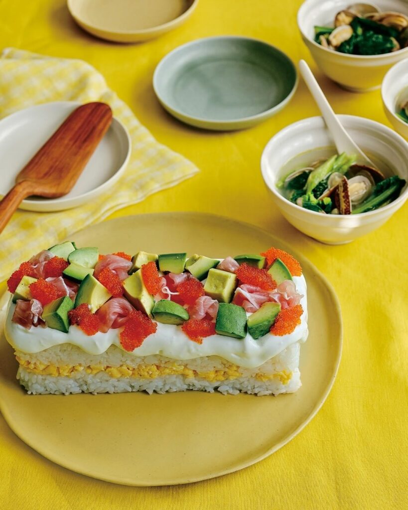 【 #LEE3月号 PICK UP レシピ! 】
/
さわやかなクリームがすし飯と抜群に合います
「#チーズクリームのケーキずし」
\
「生ハム代わりにサー 【 #LEE3月号 PICK UP レシピ! 】
/
さわやかなクリームがすし飯と抜群に合います
「#チーズクリームのケーキずし」
\
「生ハム代わりにサー