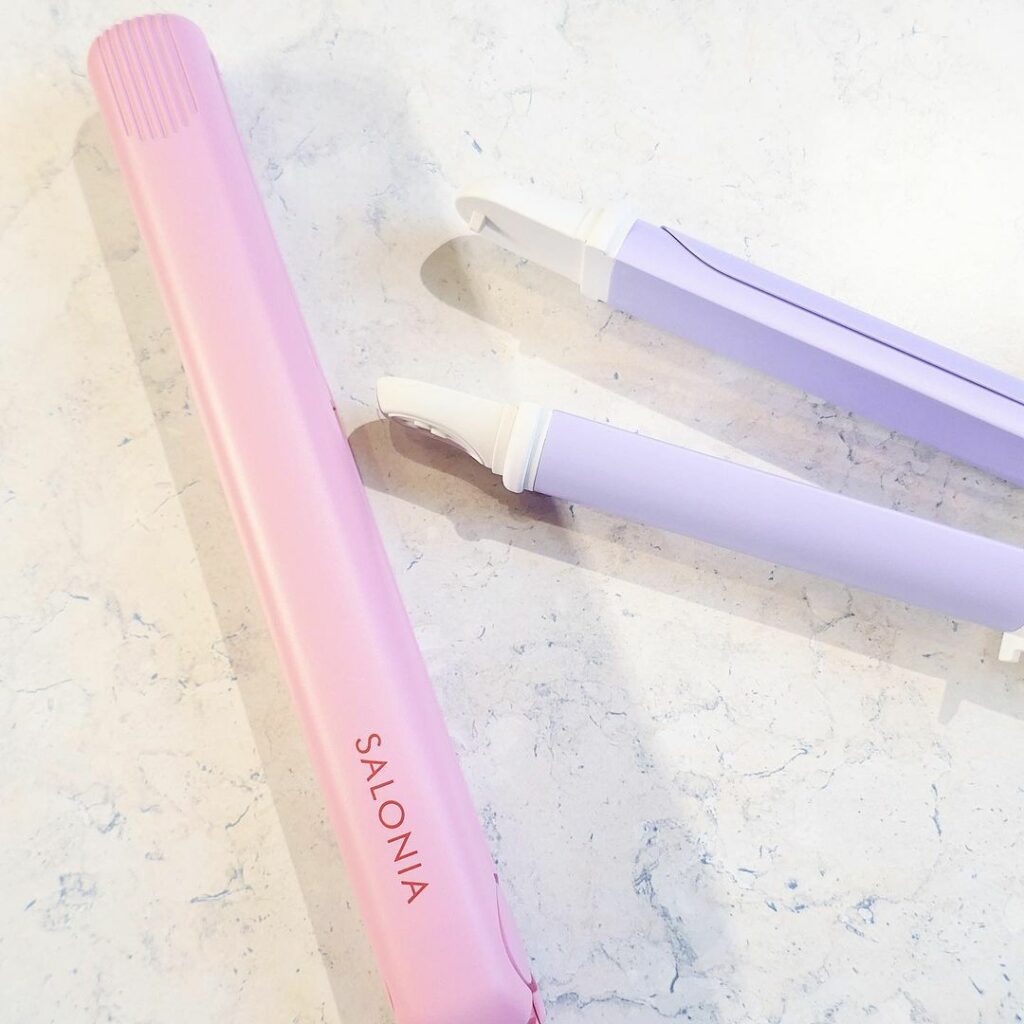 新生活がスタートする春は、髪を切ったり、カラーを変えたりと新しいヘアスタイルにトライしたくなっちゃいますよね♪
そんなフレッシュな気持ちを応援する限定カラーのヘ 新生活がスタートする春は、髪を切ったり、カラーを変えたりと新しいヘアスタイルにトライしたくなっちゃいますよね♪
そんなフレッシュな気持ちを応援する限定カラーのヘ