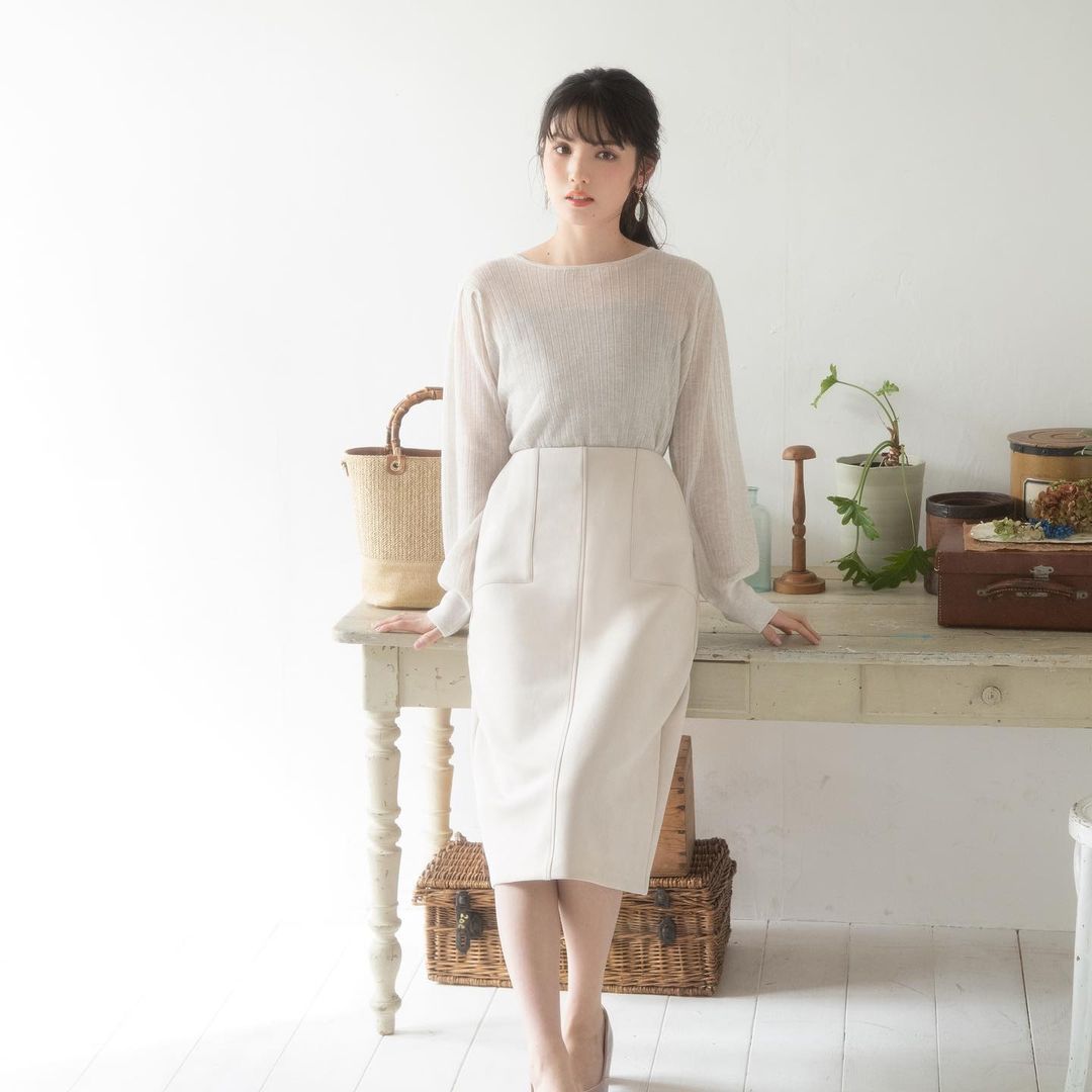 美人百花4月号のストラ連載 明日の私に自信をくれる好印象服 の主役級スカートコレクションから 誌面には載っていない Instagram限定のスカート コーデをお Magmoe 美人百花4月号のストラ連載 明日の私に自信をくれる好印象服 の主役級スカートコレクションから 誌面には載っていない Instagram限定のスカート コーデをお Magmoe