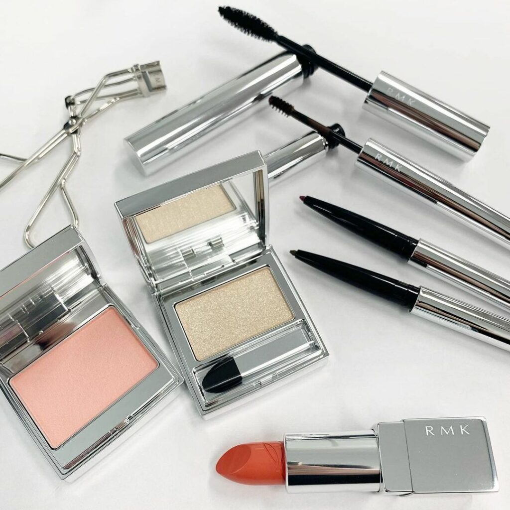 ＼RMKのサマーコレクション第1弾／
目指すのはもっと私らしい私。自由なアイデンティティを生み出した60'sをアップデートしたかのようなRMKのサマーコレクショ