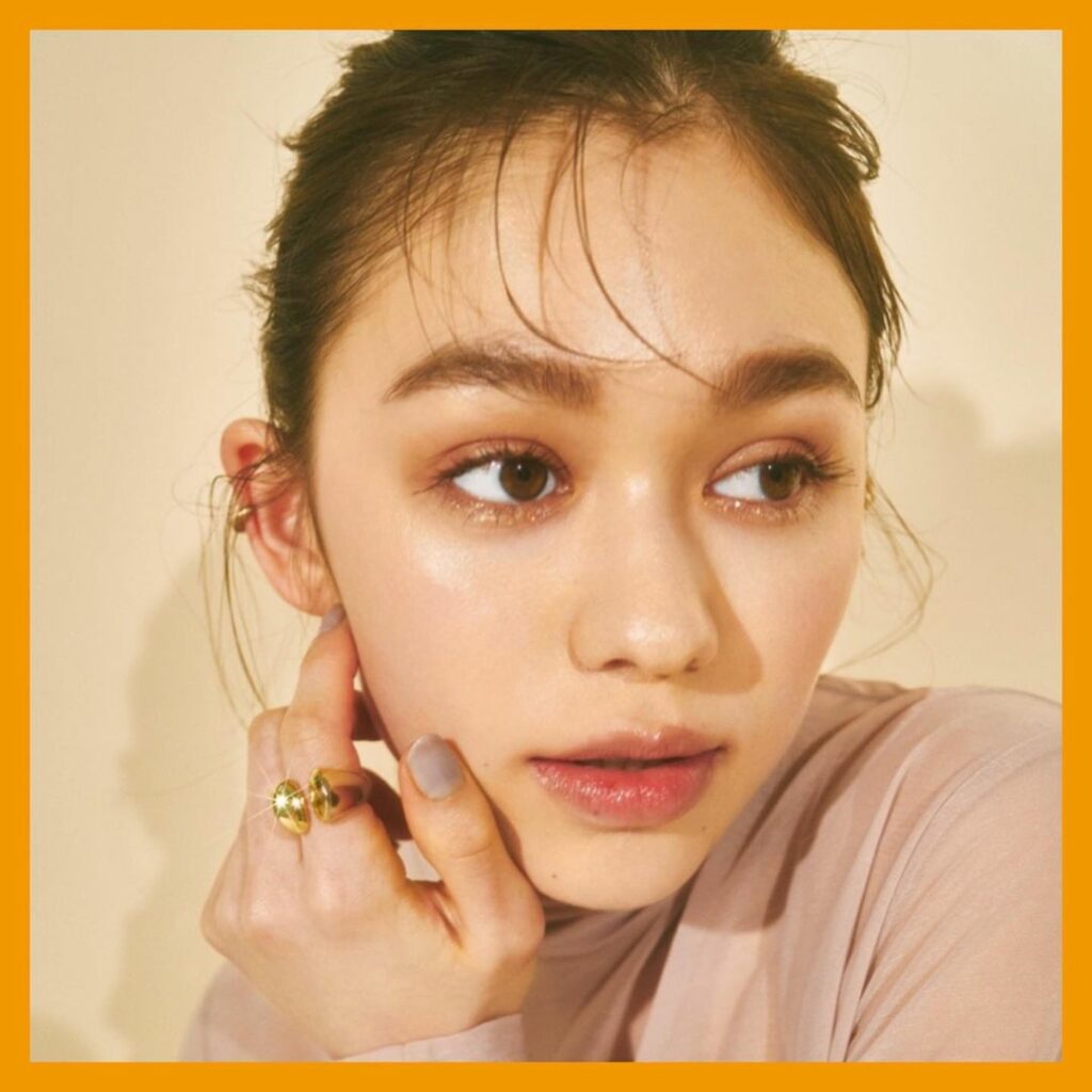 1〜3枚目、みなさんはどのメイクが好き？

今週もトレンド韓国コスメ情報配信中！

fromis_9(プロミスナイン)オススメコスメを使ったメイクはどれもかわい