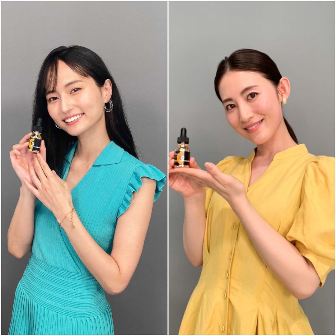 プレゼント応募はこちらから 大人気のタレント 福田彩乃さんと モデル ブランドディレクターの山賀琴子さんをお迎えしてお届けした 新生オバジcセラムにつ Magmoe プレゼント応募はこちらから 大人気のタレント 福田彩乃さんと モデル ブランドディレクターの山賀琴子さんをお迎えしてお届けした 新生オバジcセラムにつ Magmoe