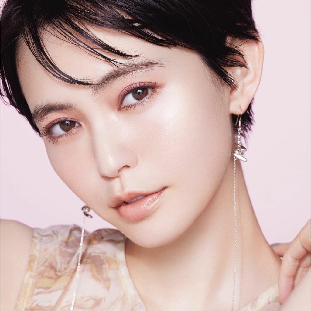 名品マスカラの「ディーアップ」から待望のチェリーブラウン登場﻿
﻿
ヘアメイクや美容ライターなど、美のプロにもファンの多いディーアップのマスカラ
昨年発売して