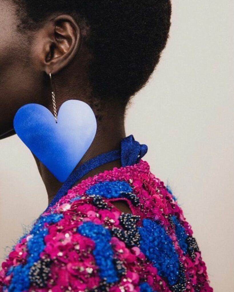 「イザベル マラン（ISABEL MARANT）」が、阪急うめだ本店に期間限定のポップアップストアをオープン
ポップアップストアでは、パーティを連想させるカラフ