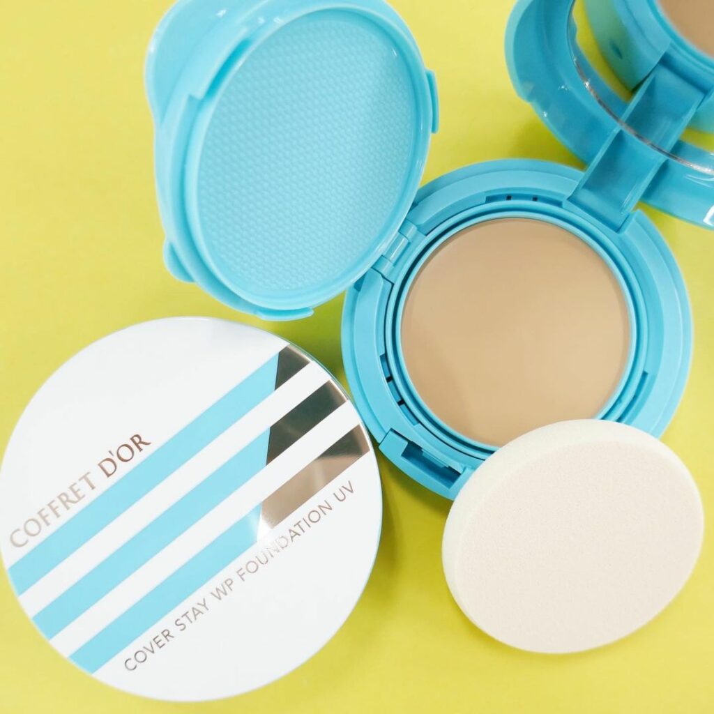 湿気や汗に、まだまだ続きそうなマスク生活…今年の夏も“ベースメイクの崩れ”対策は欠かせなくなりそうです…。
そんな“崩れにくさ重視”の夏のベースメイクにおすすめ