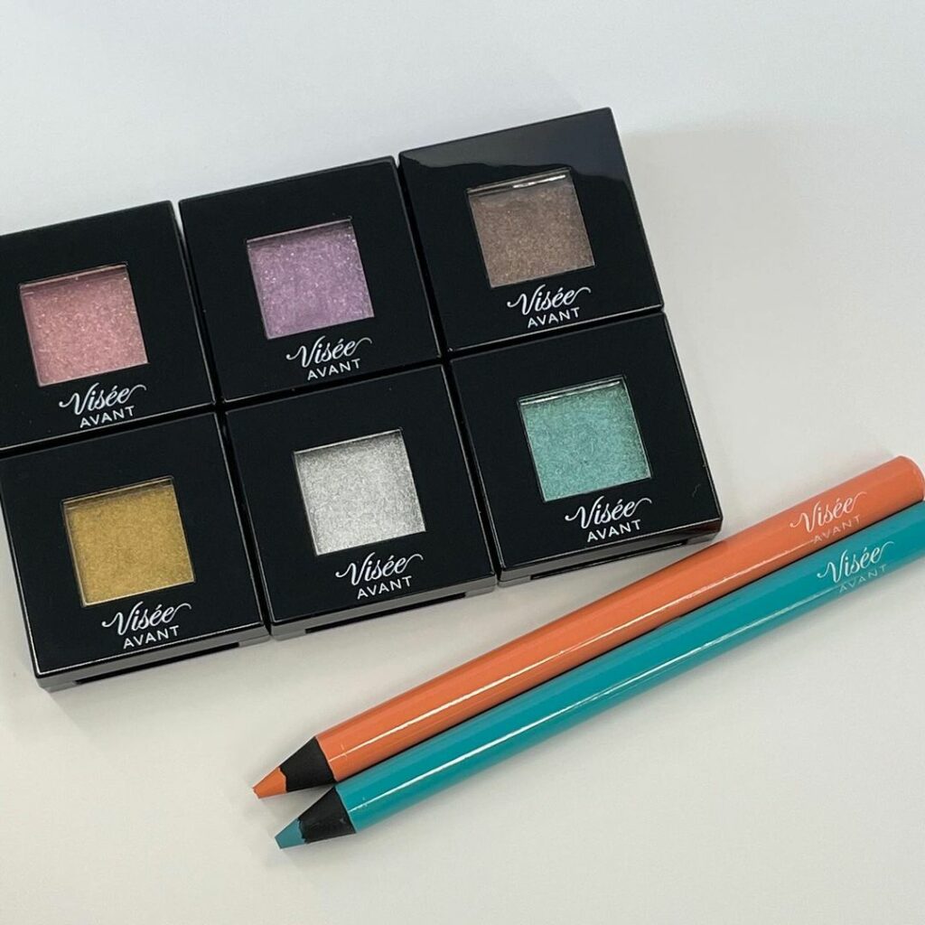 #ヴィセアヴァン 秋の新色速報 7/1発売。【スウォッチ付きでお届け】

ヴィセアヴァンの2021年秋のテーマは”NEO FANTASY”。
SFの世界に入りこ