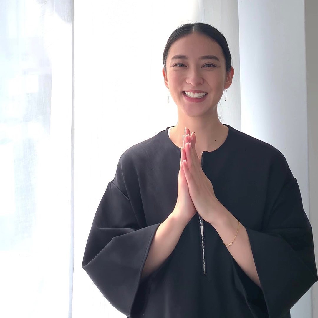 発売中のvery6月号では 女優の武井咲さんがvery2度めの登場 私服ファッションを披露 普段はもっぱらモノトーンファッションが多いという武井さん マ Magmoe 発売中のvery6月号では 女優の武井咲さんがvery2度めの登場 私服ファッションを披露 普段はもっぱらモノトーンファッションが多いという武井さん マ Magmoe