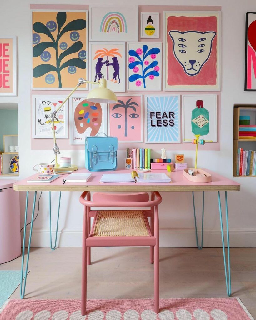 #ELLEdeco 自宅作業をするときのデスク周りはどうしてる?自分が気持ちよく仕事ができるように、心地よい空間を作りたいところとびきりカラフルにハッピーなデス #ELLEdeco 自宅作業をするときのデスク周りはどうしてる?自分が気持ちよく仕事ができるように、心地よい空間を作りたいところとびきりカラフルにハッピーなデス