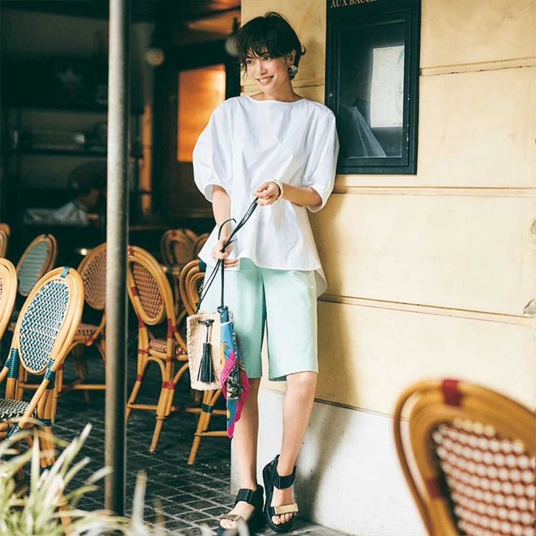Classyコーデ図鑑 アラサーでもイタくない ショーパンコーデ 夏が近づき コーデに取り入れたいのが ショーパン とはいえ アイテム選びや着こな Magmoe