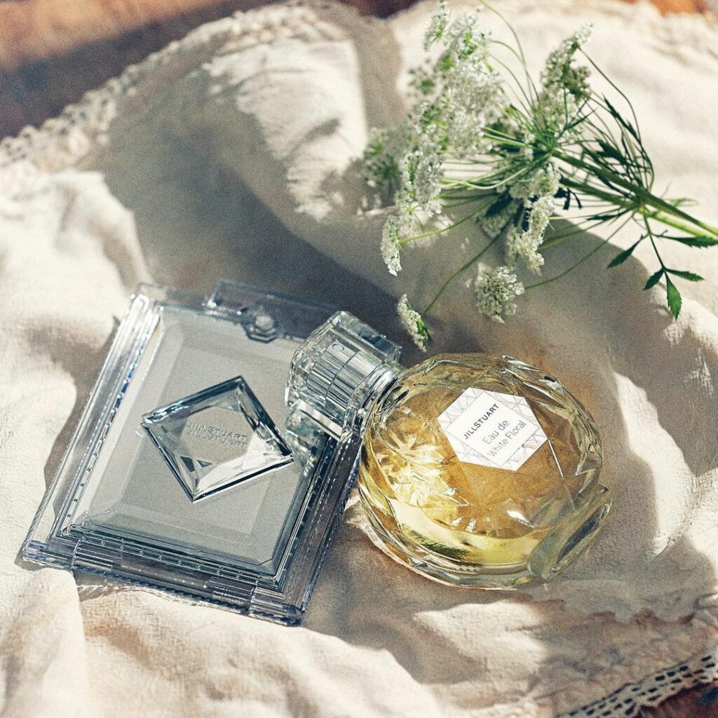 ・﻿
恋がうまくいく﻿
そんなジンクスのあるラッキーアイテムを﻿持っていますか﻿
「これは効き目があった」﻿
という最強アイテムを口コミ調査しました﻿
﻿
詳し