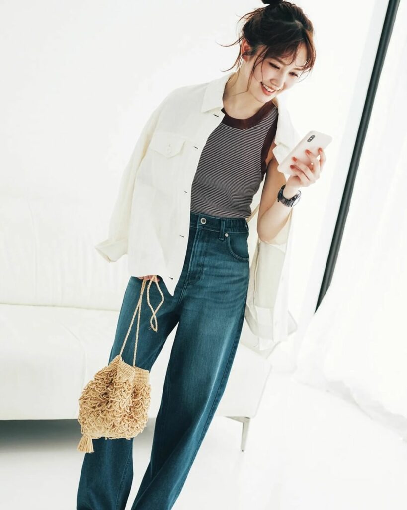 6月13日、今日の東京はくもり。最高気温27度、最低気温20度の予報です（気象庁調べ・17時発表）。

一日中くもり予報の日曜日のコーデは、ニット風の柔らかな生