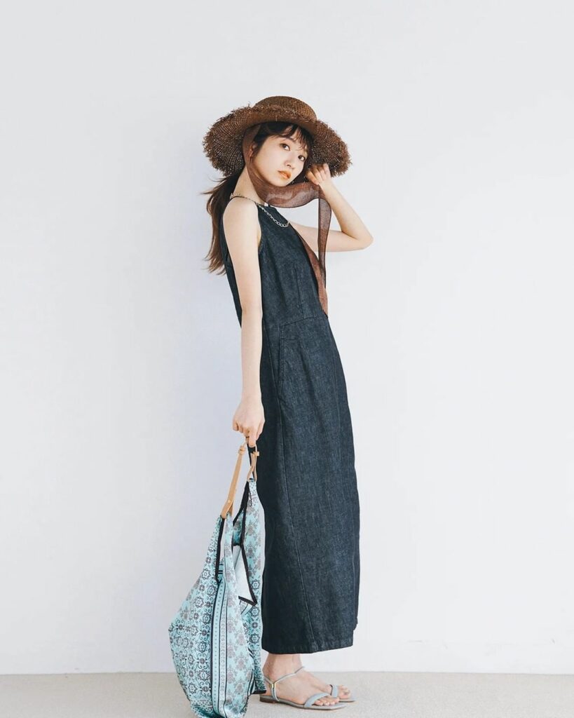 6月26日、今日の東京はくもり時々晴れ。最高気温30度、最低気温20度の予報です（気象庁調べ・17時発表）。

最高気温30度と、強い日差しも感じそうな今日のコ