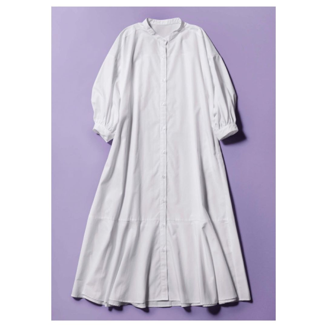 GUの白ワンピを着回し！ GUの「バンドカラーシャツワンピース」¥2,990 1枚で着ても華やかで、羽織としても着用できる優秀ワンピ。 @gu