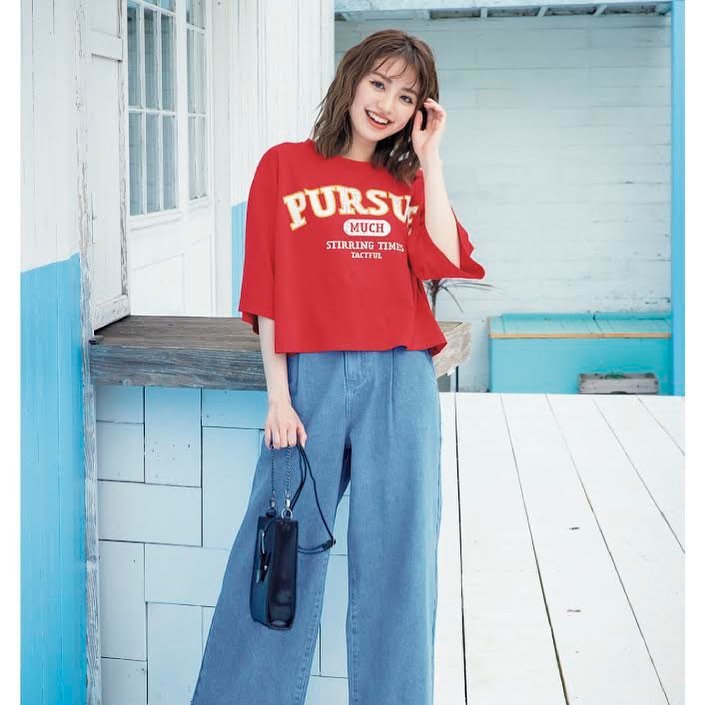 Popteen8月号では、この夏イチ押しのTシャツを使った最新夏コーデを紹介！
Avail発のブランド『CHIP CLIP』で夏をおしゃれに乗り切ろっ♪
※商品