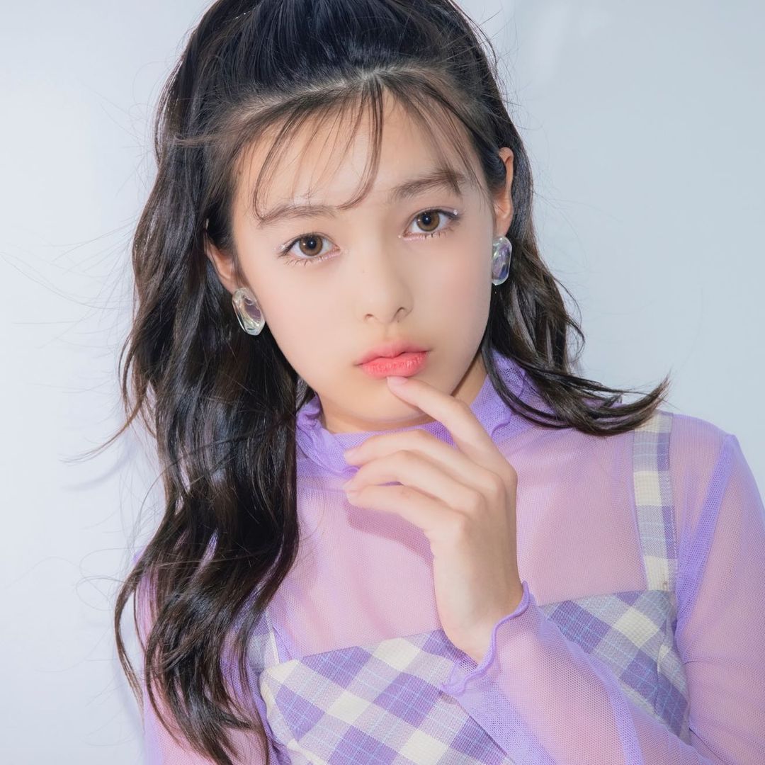 Popteen8月号でミディモデビューした みくく 一般オーディションでも ハーフっぽい顔立ちと中1とは思えないオトナな雰囲気で存在感バツグンだったよ みく Magmoe