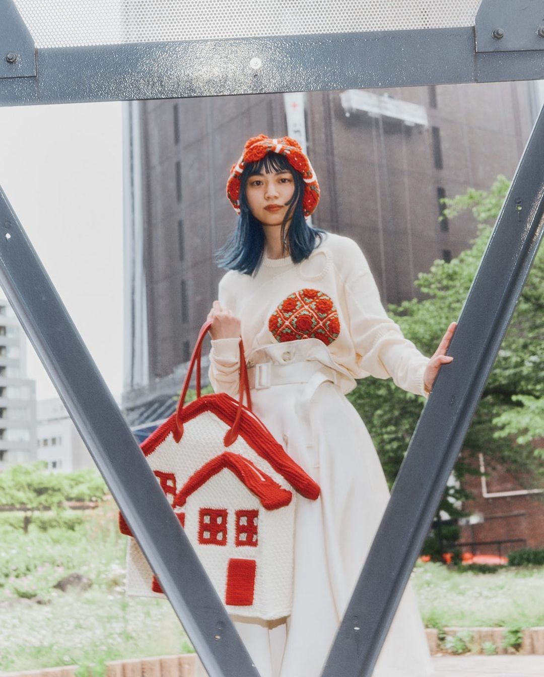 Ginza7月号発売中 日本人デザイナーが作る服が気になる ブランドが信頼を寄せる友人たちが 新作を着こなしてくれました デザイナー 木村友美さんと P Magmoe Ginza7月号発売中 日本人デザイナーが作る服が気になる ブランドが信頼を寄せる友人たちが 新作を着こなしてくれました デザイナー 木村友美さんと P Magmoe
