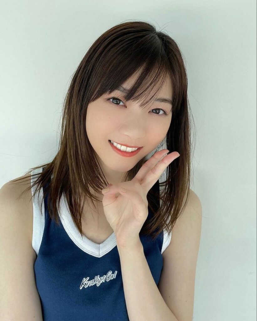 ViVi8月号「ビビビッ！！」連載
から西野七瀬さんのオフショットをお届け

7月7日にスタートしたドラマ『ハコヅメ〜たたかう！交番女子〜』に
警察官役として出