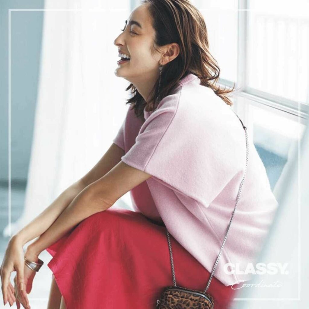 #CLASSYコーデ図鑑
【アラサーでも似合う、大人のピンクコーデ】

この夏も、やっぱりピンクが気分

「ちょっとイタいかも」「なんか似合わなくなった…」と気