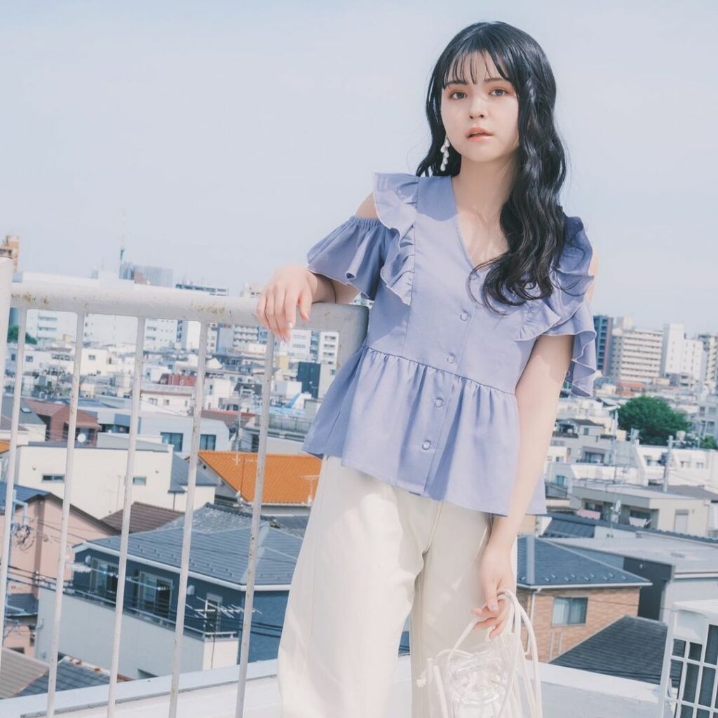 毎日、暑い〜

こんな暑い日のおしゃれに欠かせないことといえば…肌見せ

Popteen8月号では、オトナ女子にぴったりの肌見せコーデを初級・中級・上級の三段階