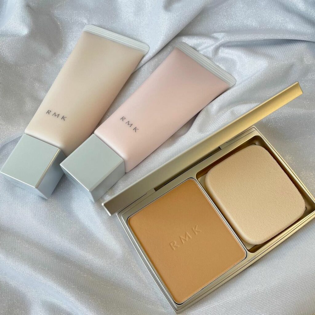 #RMK から、カバーをしながらも透明感を出すベースアイテムが登場！9/3発売。

毛穴など気になる部分はカバーしたい、でも抜け感や透明感はほしい。
そんな願い