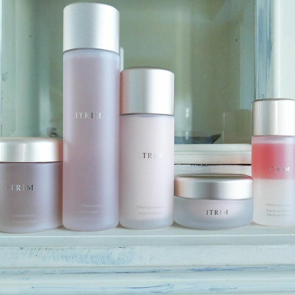 美容のプロからも熱く支持されている「ITRIM（イトリン）」の「エレメンタリー フェイスケア」がパワーアップして、登場します！

新生「エレメンタリー フェイス