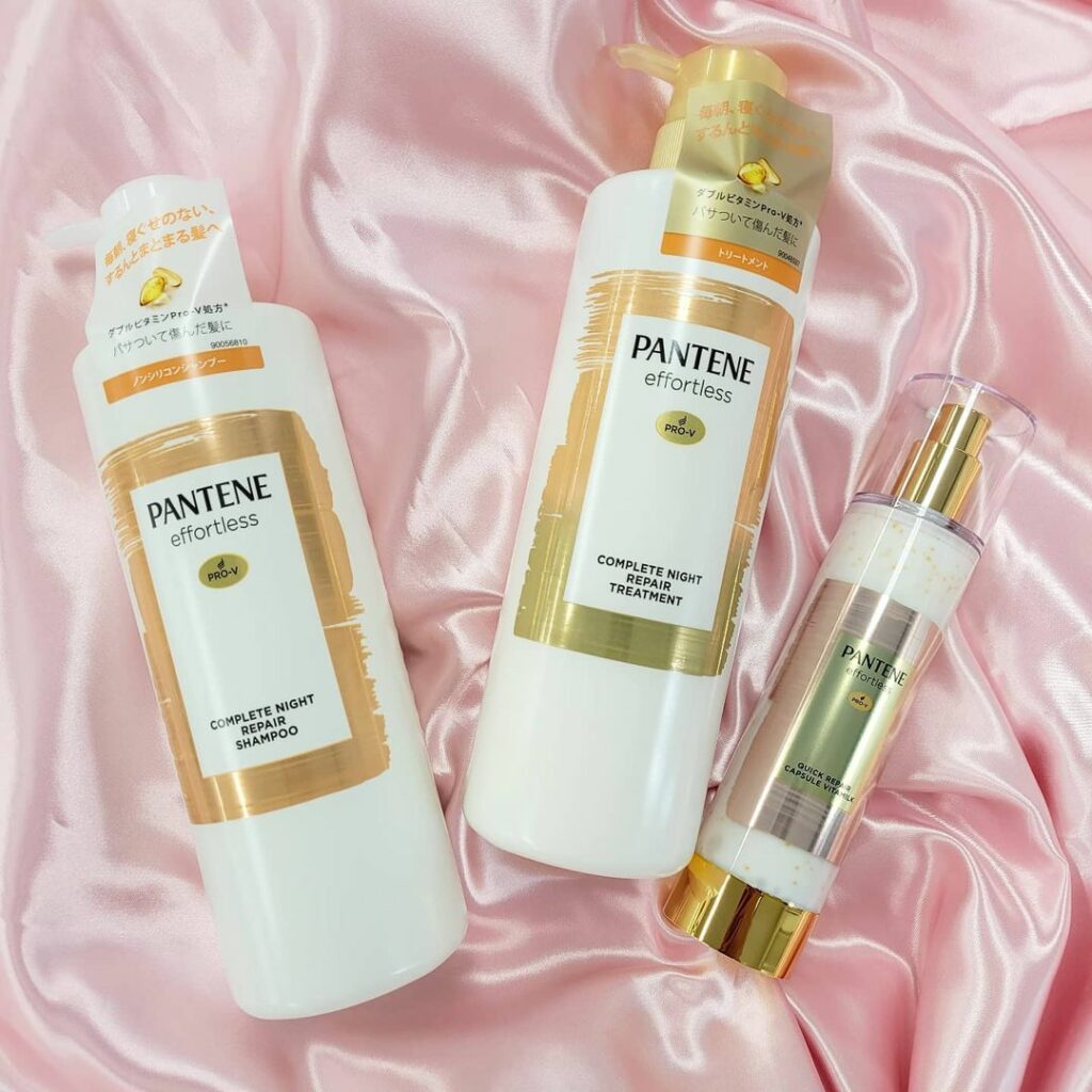 \「パンテーン」に新シリーズ誕生!/
朝、寝ぐせのない、ラクラクまとまる髪へ導くシャントリ&洗い流さないトリートメントが登場
シャンプー&トリートメントには、 \「パンテーン」に新シリーズ誕生!/
朝、寝ぐせのない、ラクラクまとまる髪へ導くシャントリ&洗い流さないトリートメントが登場
シャンプー&トリートメントには、