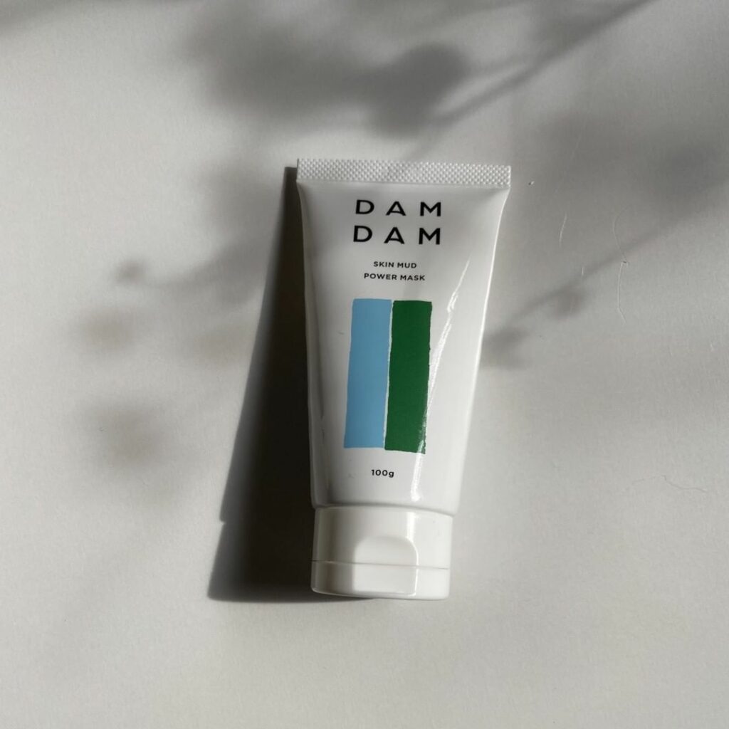 【夏の開き毛穴にDAMDAMマスク #深夜のこっそり話 】

いきなりですが、顔の毛穴問題が深刻です。特にマスクで隠れている鼻や頬のざらつきは例年に比べても相当