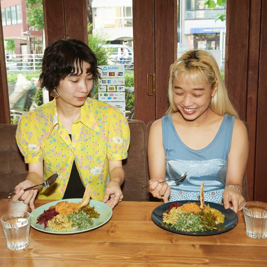 【チャーミング・バスターズ・クラブ】
今気になるエリア、蔵前・浅草橋を散策！清水花ちゃんと、脇嶋のに花ちゃんはスリランカ料理の専門店「セレンディッブ」と、オープ