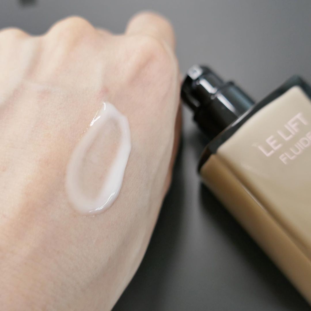 新品 CHANEL シャネル ル リフト フリュイド 50ml 乳液 乳液/ミルク 週末だけ割引セール