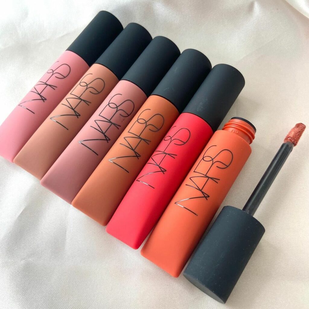 【 #NARS 】しなやかな次世代マットリップに #秋の新色 が登場10/8発売。＜スウォッチ付き‍＞
 
2021年秋、NARSの次世代マットリ