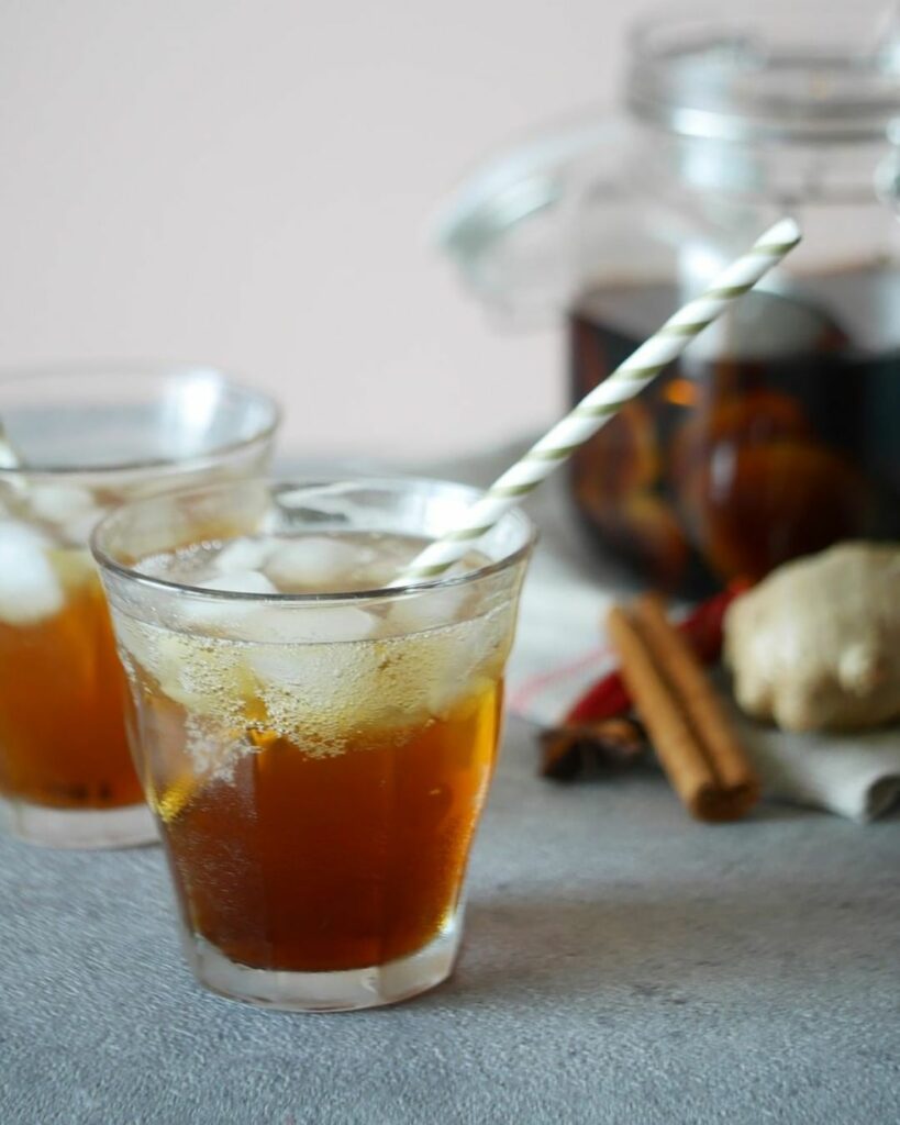 【#しょうがレシピ 】料理で少しずつ残ってしまうしょうがは、スパイスと煮てシロップに。炭酸水と割ってジンジャーエールとして飲んだり、バニラのアイスにかけて大人味 【#しょうがレシピ 】料理で少しずつ残ってしまうしょうがは、スパイスと煮てシロップに。炭酸水と割ってジンジャーエールとして飲んだり、バニラのアイスにかけて大人味