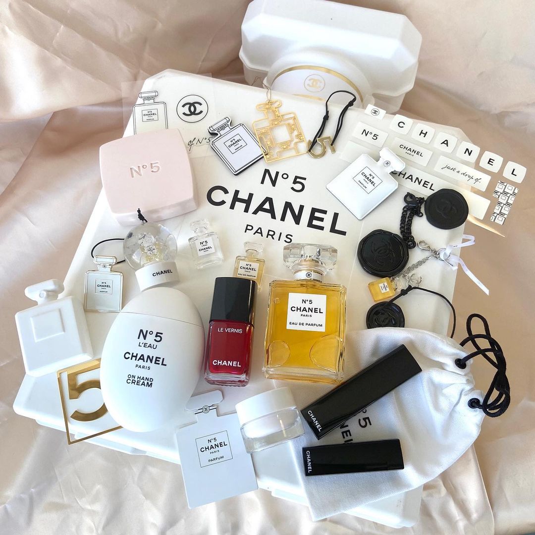 CHANEL アドベントカレンダー-