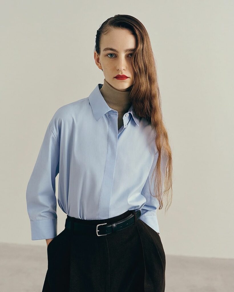 2007年にメアリー・ケイト・オルセンとアシュレー・オルセンがスタートしたTHE ROWがいま、世界中で注目を集めています。定番アイテムが入荷されれば争奪戦が繰