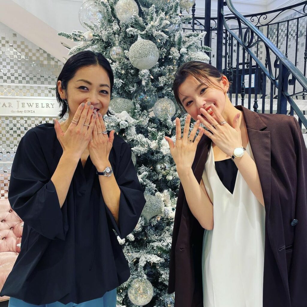 【Oggiインスタライブwithスタージュエリー】
ご視聴いただいた方、ありがとうございました
スタージュエリー銀座店から、モデル朝比奈彩ちゃんとスタイリスト縄