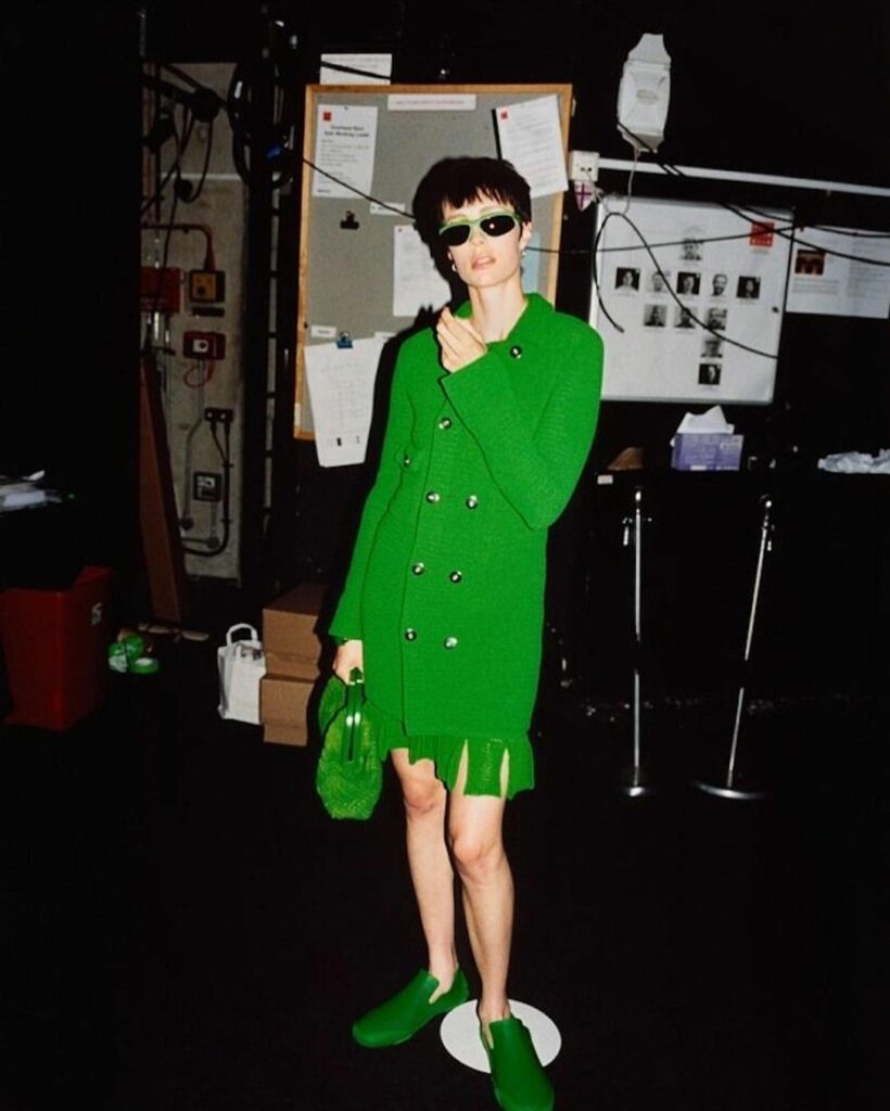 コラム:2021年トレンドカラーの“ボッテガグリーン”が生まれるまで 退任を発表したダニエル・リーの功績
ティファニーブルーからエルメスオレンジ、ルブタンレッ コラム:2021年トレンドカラーの“ボッテガグリーン”が生まれるまで 退任を発表したダニエル・リーの功績
ティファニーブルーからエルメスオレンジ、ルブタンレッ