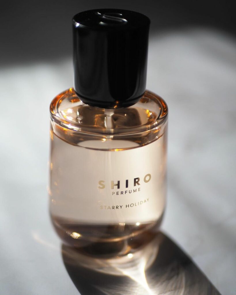 SHIROのホリデー限定パフューム『STARRY HOLIDAY』で気持ち上向き!
「冬の澄んだ空に無数にきらめく星空から着想を得た」という今年の限定パフュー SHIROのホリデー限定パフューム『STARRY HOLIDAY』で気持ち上向き!
「冬の澄んだ空に無数にきらめく星空から着想を得た」という今年の限定パフュー