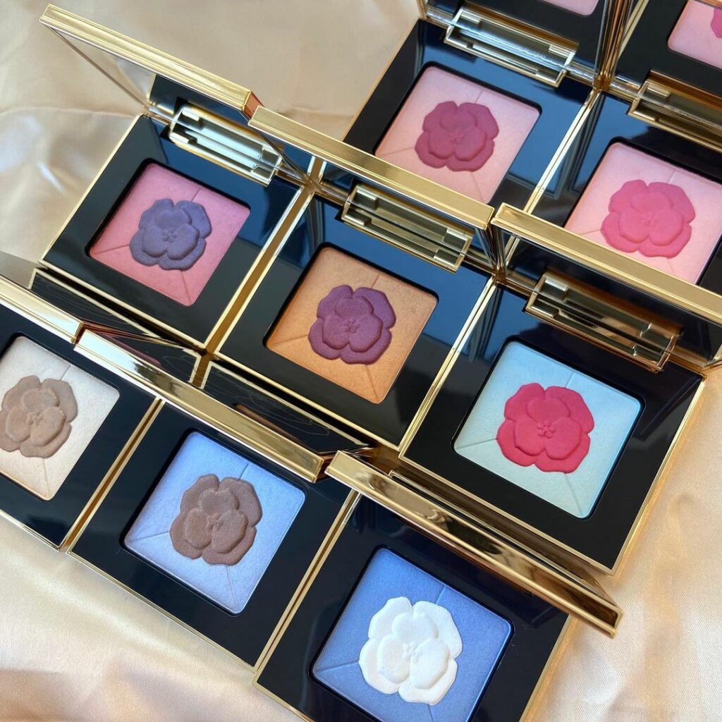 #アンプリチュード #春コレクション 速報1/1発売。【スウォッチ付きでお届けします!】
2022年、アンプリチュードの春は、可憐なだけではない、力強ささえ感 #アンプリチュード #春コレクション 速報1/1発売。【スウォッチ付きでお届けします!】
2022年、アンプリチュードの春は、可憐なだけではない、力強ささえ感